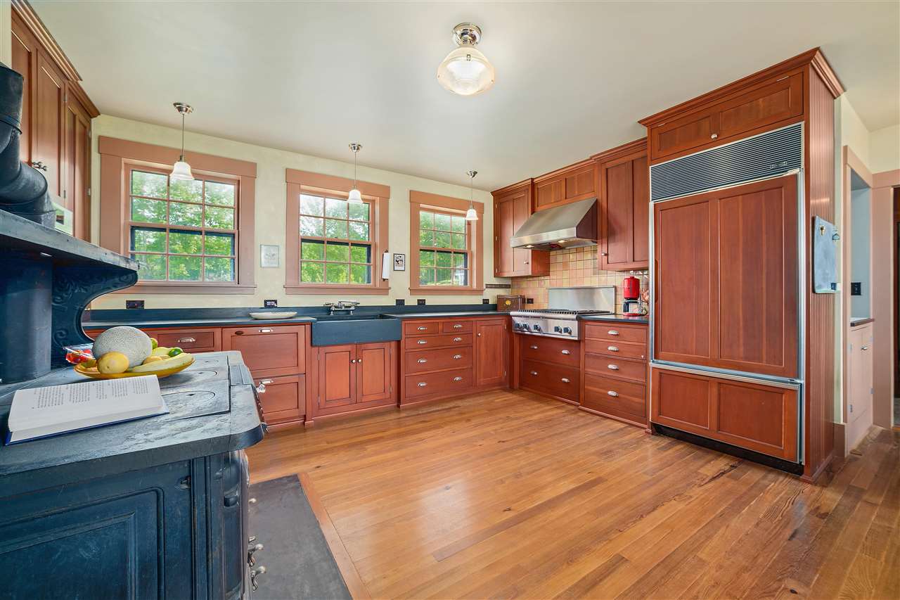 1575 Cleveland Hill Road Tamworth, NH 03886 - Photo 7 of 40 Gallery Image 7