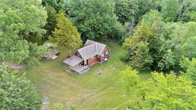 $269,000 | 5298 Chihuahua Road, Higginsville, MO 64037