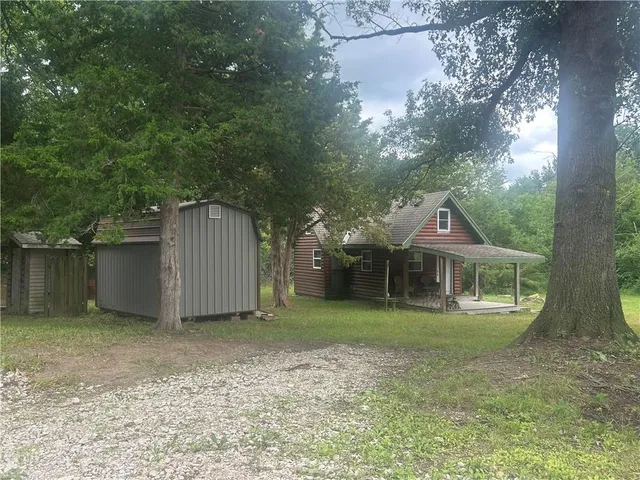 $269,000 | 5298 Chihuahua Road, Higginsville, MO 64037