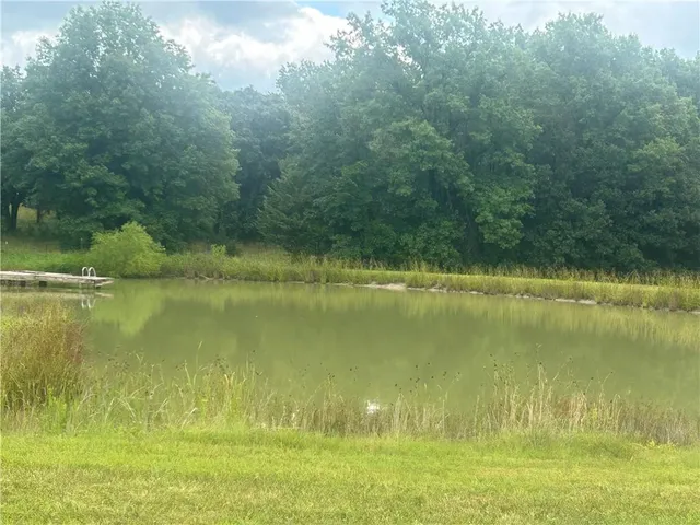 $269,000 | 5298 Chihuahua Road, Higginsville, MO 64037