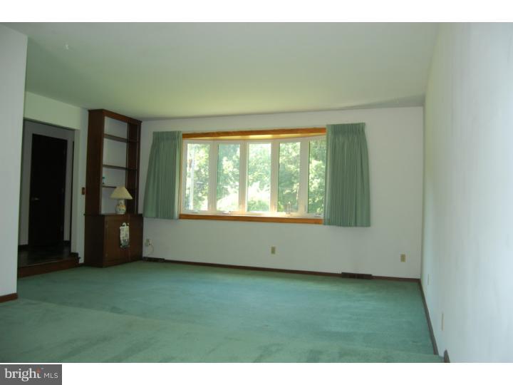 211 Hadfield Road Downingtown, PA 19335 - Photo 5 of 19 Gallery Image 5