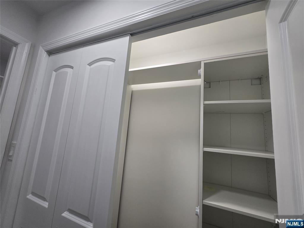 2080 Drake Court Mahwah, NJ 07430 - Photo 20 of 23 a close view of closet