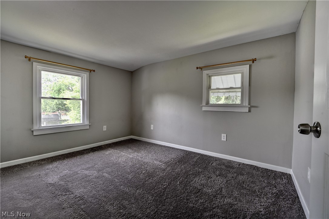 1624 Breiding Road Akron, OH 44310 - Photo 17 of 30