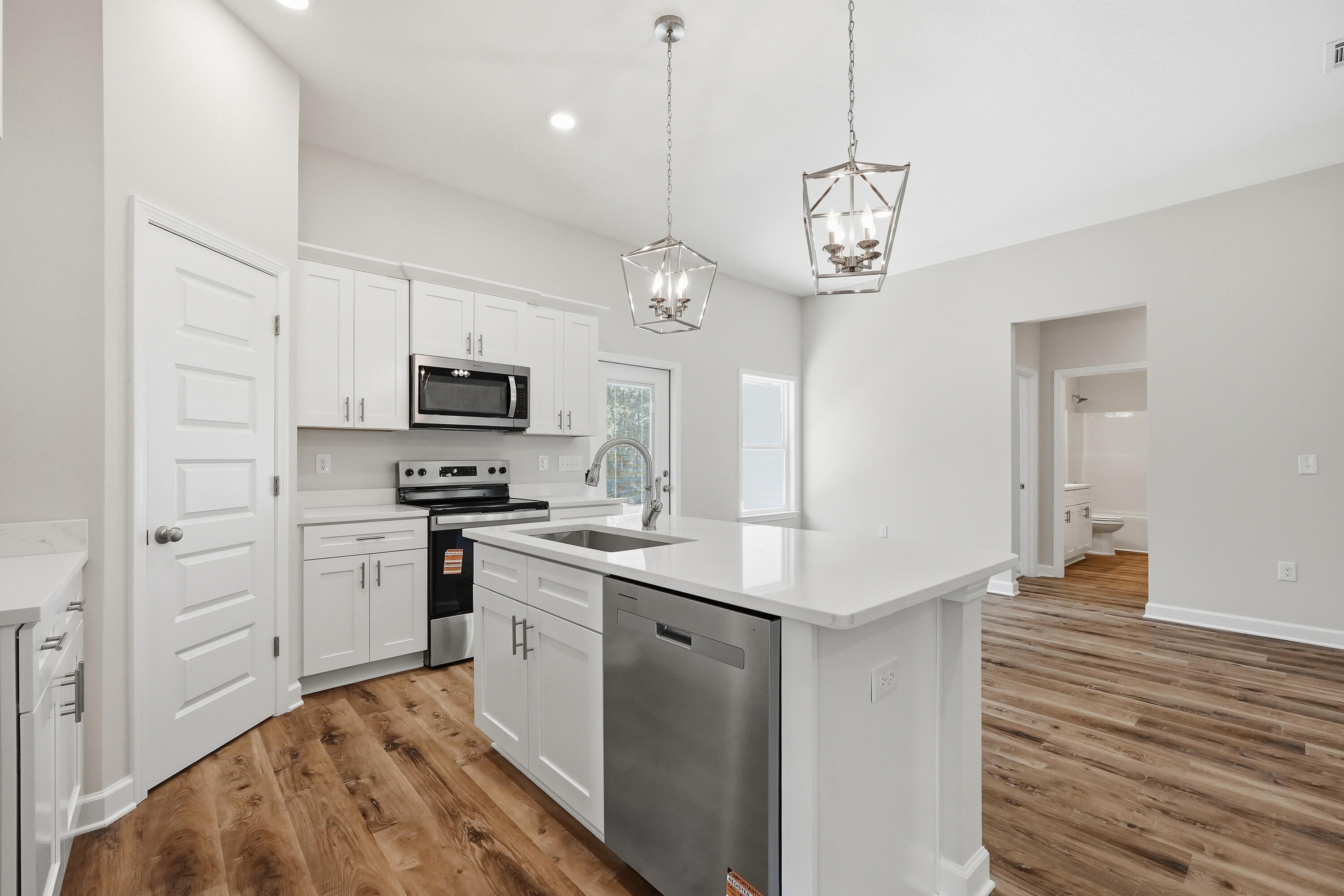 6136 Clover Street Crestview, FL 32539 - Photo 13 of 27 1