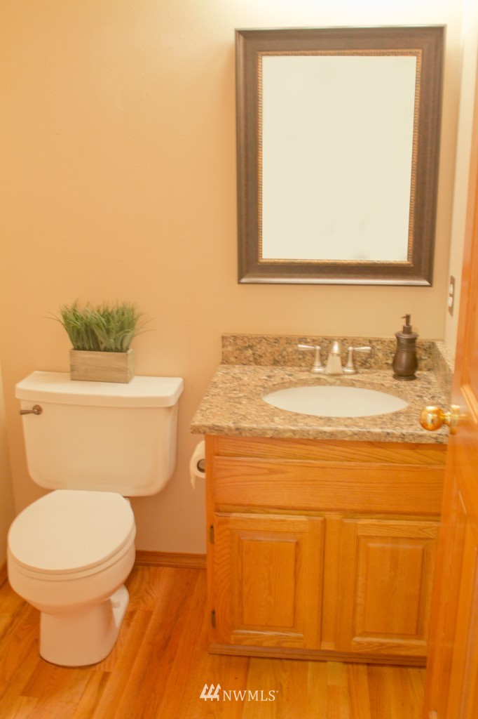 9006 Northeast 151st Place Bothell, WA 98011 - Photo 7 of 21 Gallery Image 7