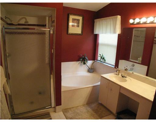 4050 Fern Forest Road Hollywood, FL 33026 - Photo 11 of 14 Bathroom Master