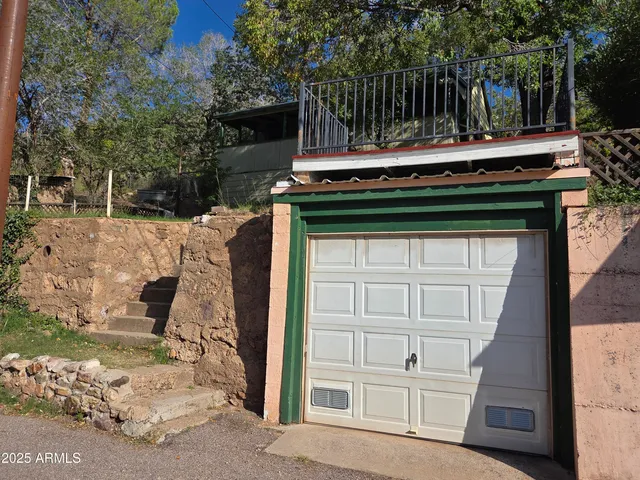a view of an outdoor space with seating area