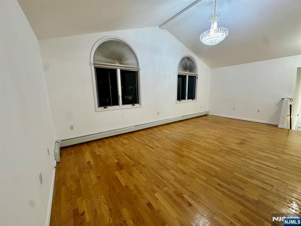 656 Day Avenue, Unit 2 Ridgefield, NJ 07657 - Photo 3 of 16