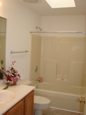 241 Boones Mill Road Boones Mill, VA 24065 - Photo 20 of 22 Full Bath Upper/Hall
