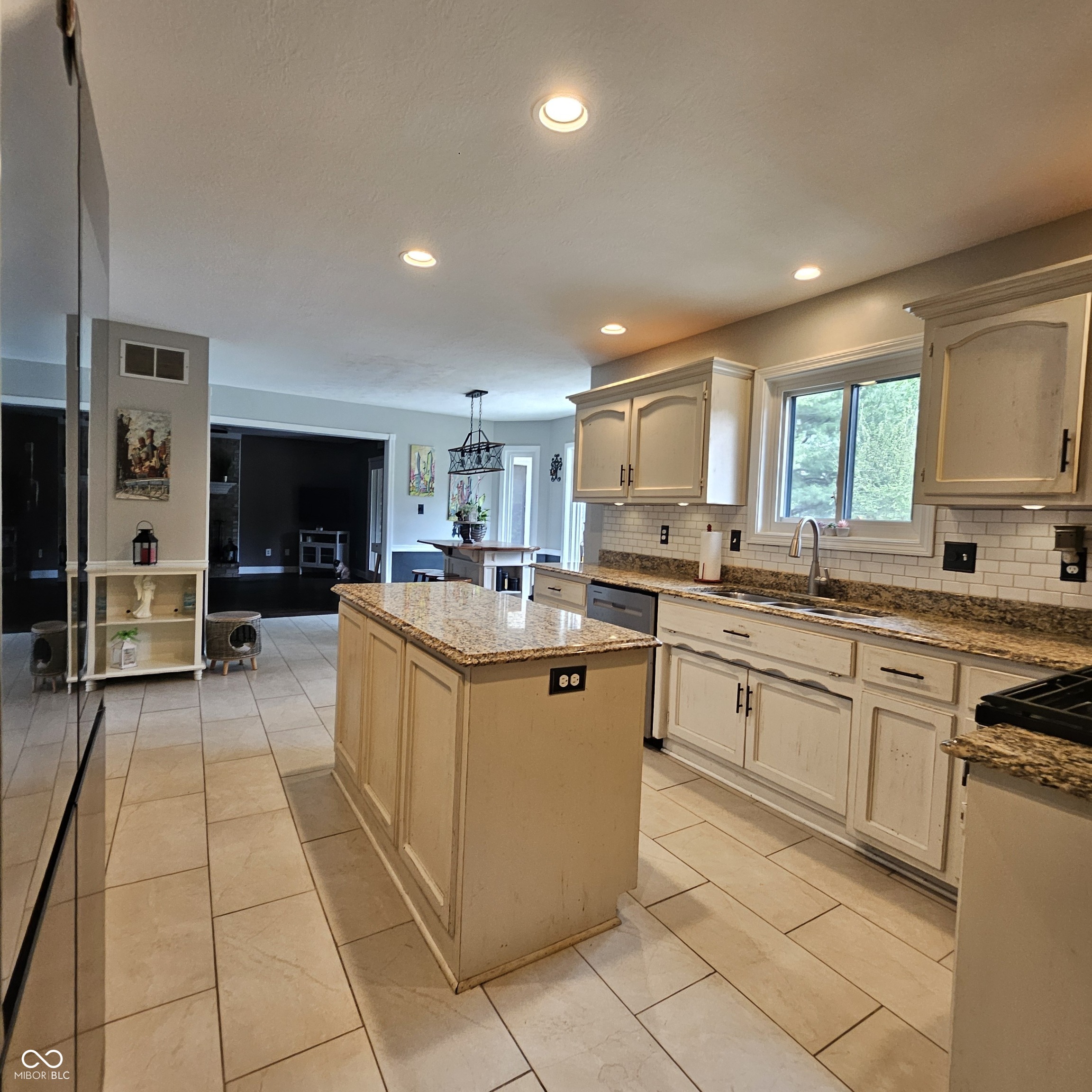 341 Allison Court Greenwood, IN 46142 - Photo 24 of 56 Gallery Image 24