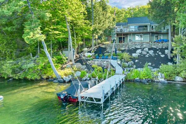 $1,579,000 | 151 North Shore Road, New Durham, NH 03855