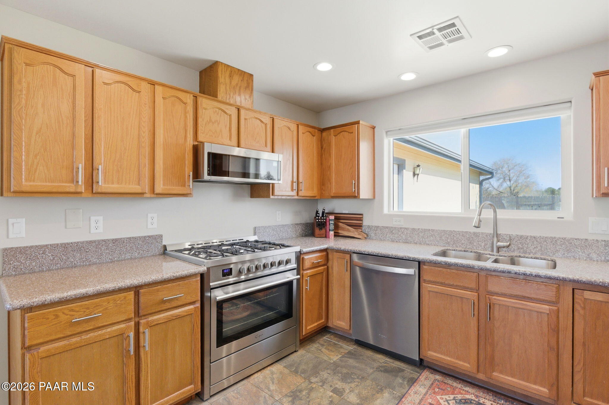 445 South Bella Road Chino Valley, AZ 86323 - Photo 17 of 42 Kitchen