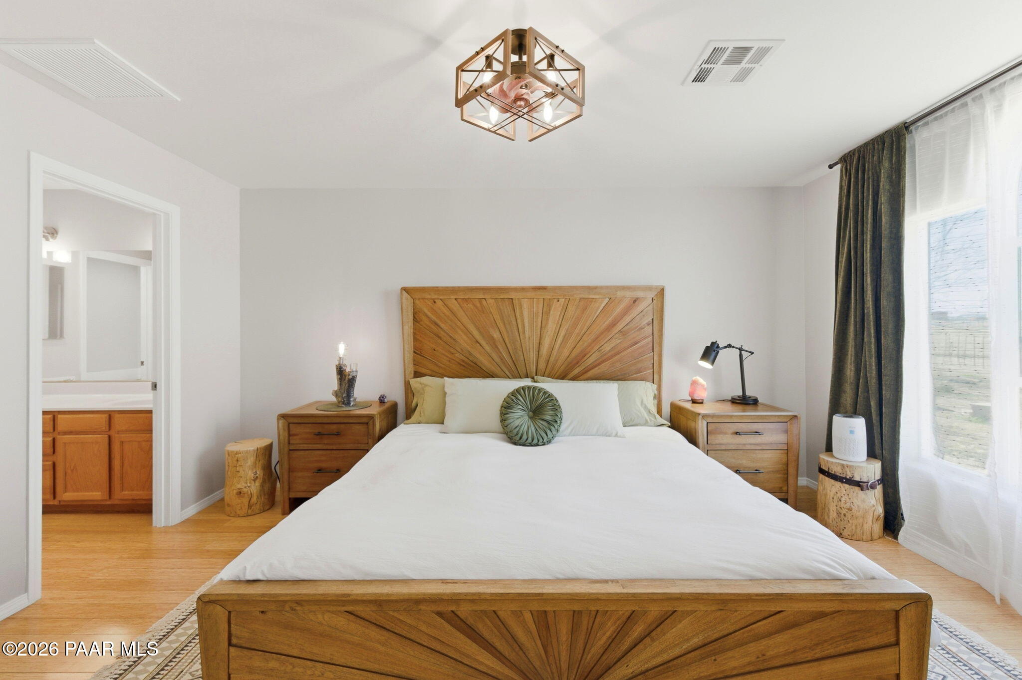 445 South Bella Road Chino Valley, AZ 86323 - Photo 25 of 42 Primary Bedroom (1)