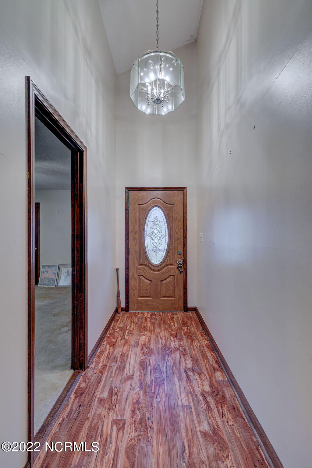 633 Hidden Valley Road Wilmington, NC 28409 - Photo 2 of 27 633HiddenValleyInteriors-1