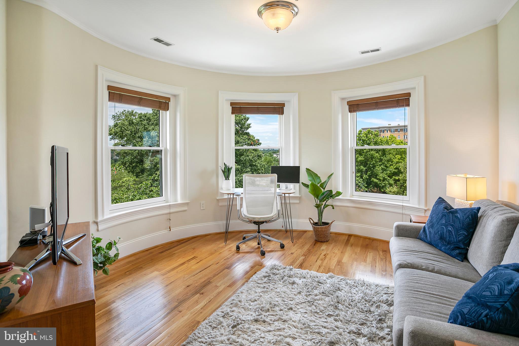 1882 Columbia Road Northwest, Unit 404 Washington, DC 20009 - Photo 19 of 30 Gallery Image 19
