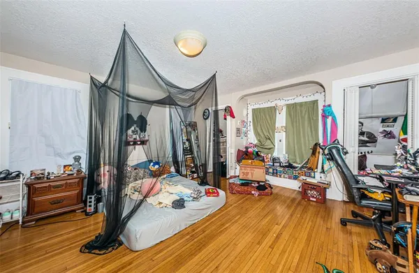 a living room filled with furniture
