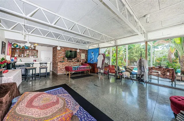 $1,200,000 | 3730 Foster Hill Drive North, St. Petersburg, FL 33704