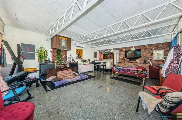 $1,200,000 | 3730 Foster Hill Drive North, St. Petersburg, FL 33704