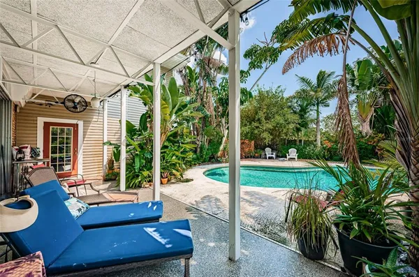 $1,200,000 | 3730 Foster Hill Drive North, St. Petersburg, FL 33704