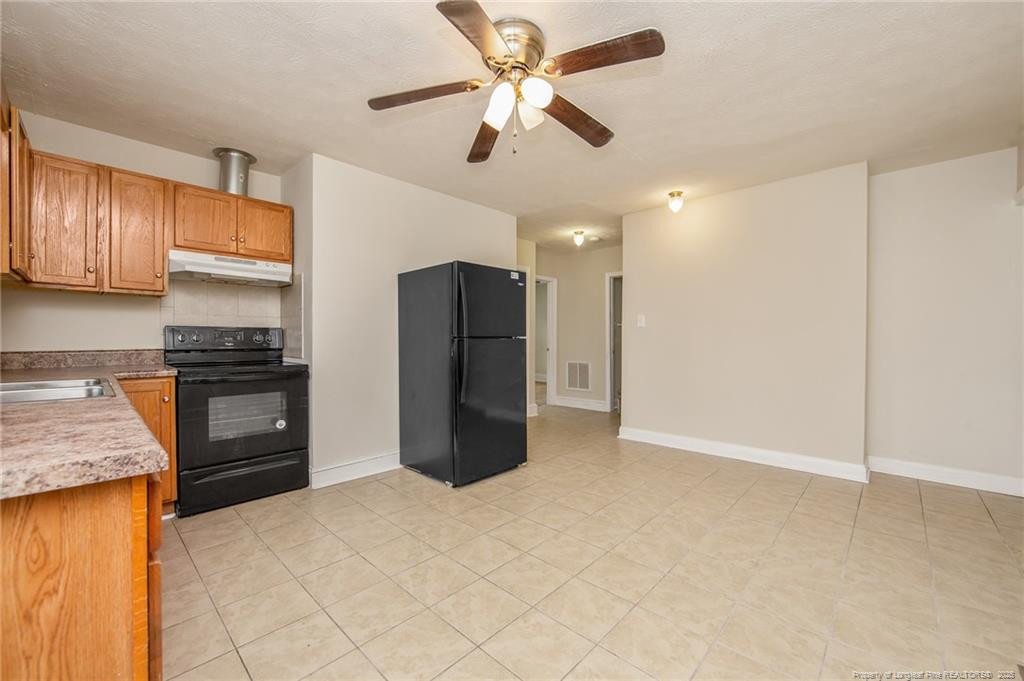 1203 Turnpike Road Fayetteville, NC 28305 - Photo 11 of 35 Photo 11