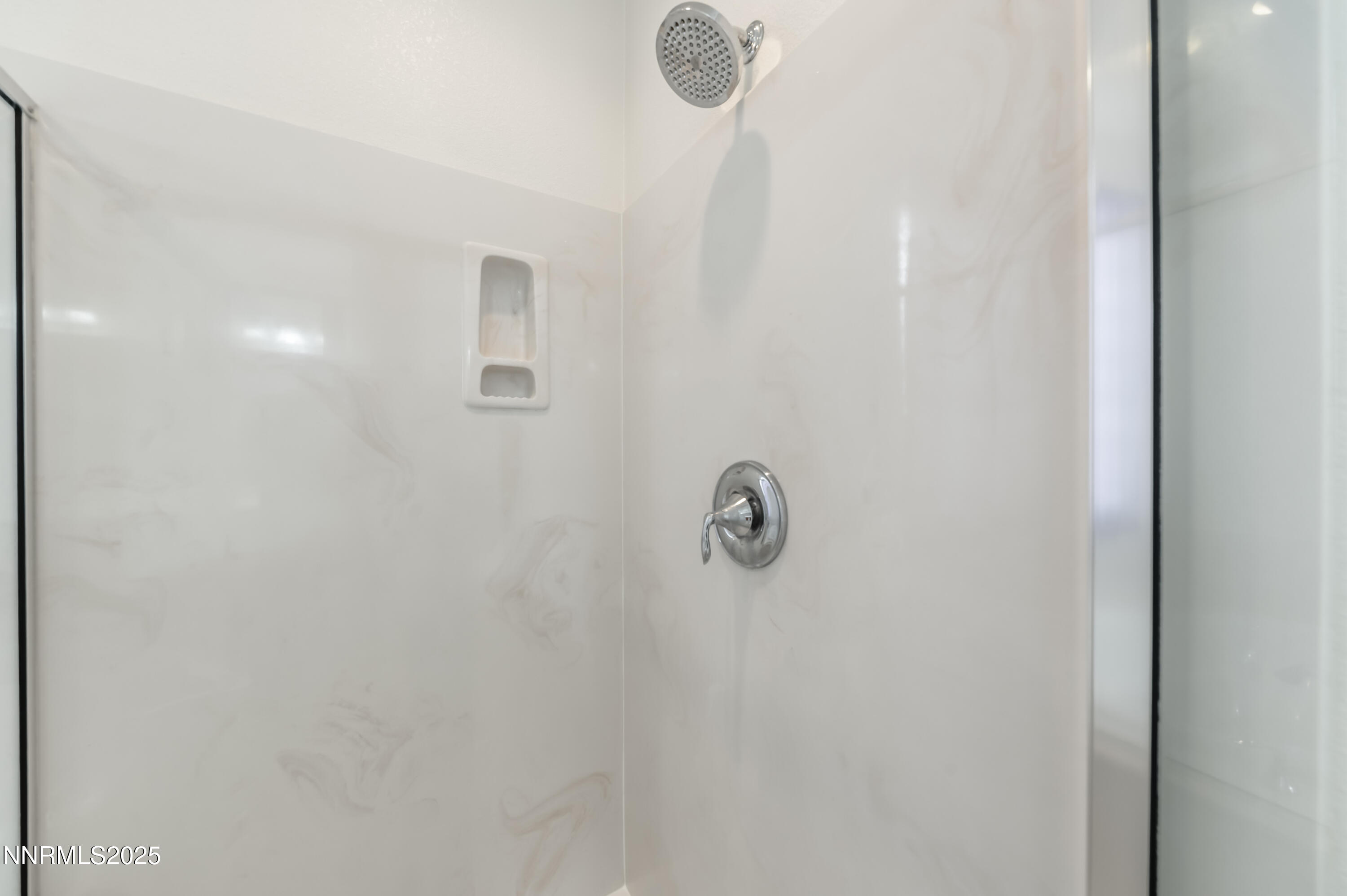 2180 Peaceful Valley Drive Reno, NV 89521 - Photo 23 of 31 a bathroom with a shower