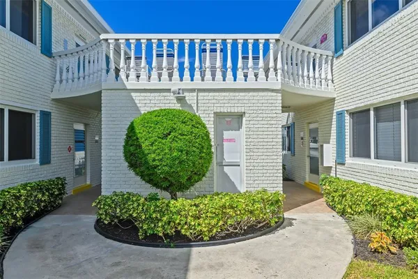 $135,000 | 6260 Northeast 18th Avenue, Unit 824, Fort Lauderdale, FL 33334