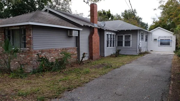 $950 | 411 Ave E Southeast, Unit B, Winter Haven, FL 33880