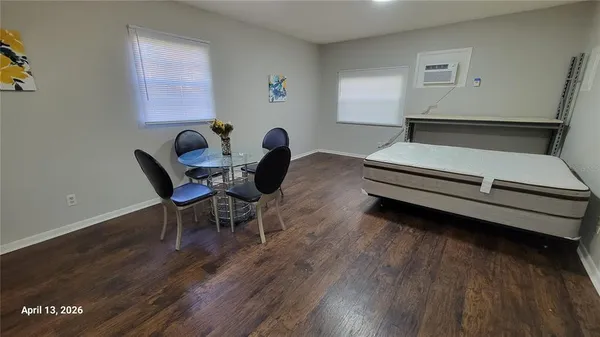 $950 | 411 Ave E Southeast, Unit B, Winter Haven, FL 33880