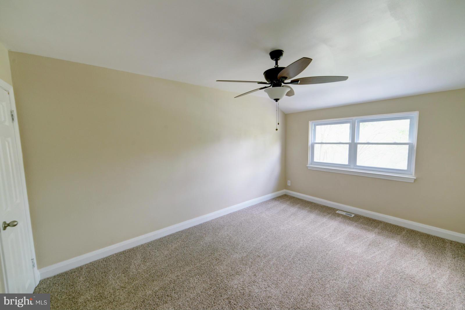 233 Ridge Avenue Baltimore, MD 21286 - Photo 10 of 16 Bedroom (Master)