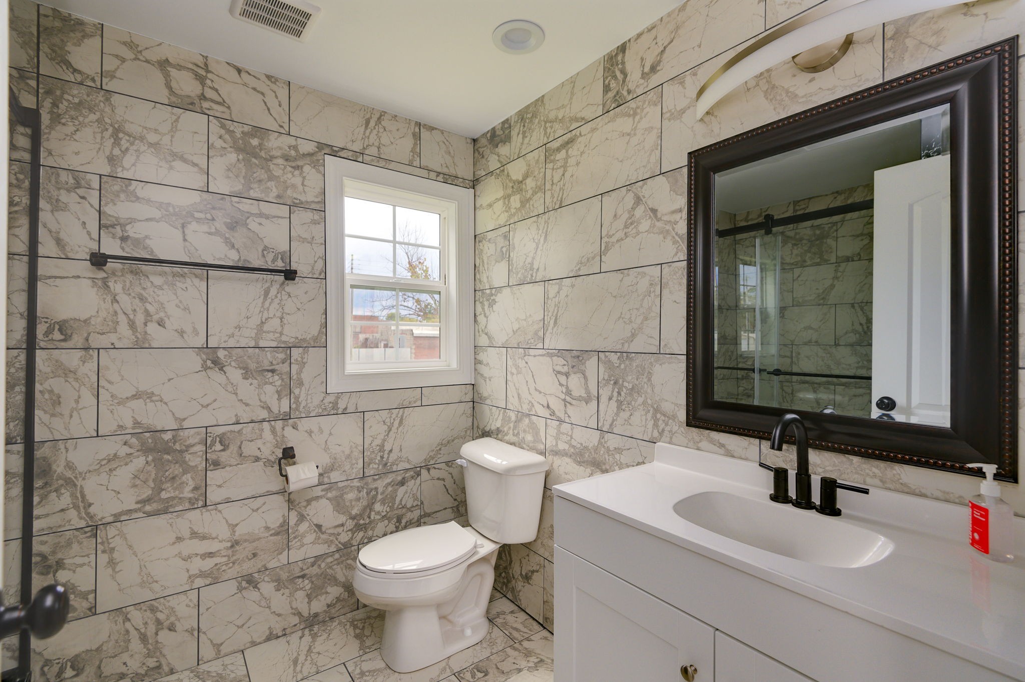 702 Southwest Atlantic Street Tullahoma, TN 37388 - Photo 11 of 19