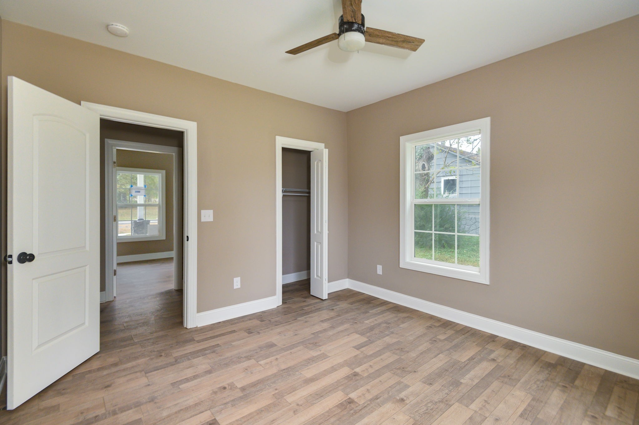 702 Southwest Atlantic Street Tullahoma, TN 37388 - Photo 6 of 19