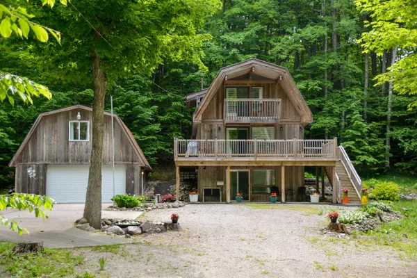 $875,000 | 2481 South Schomberg Road, Lake Leelanau, MI 49653