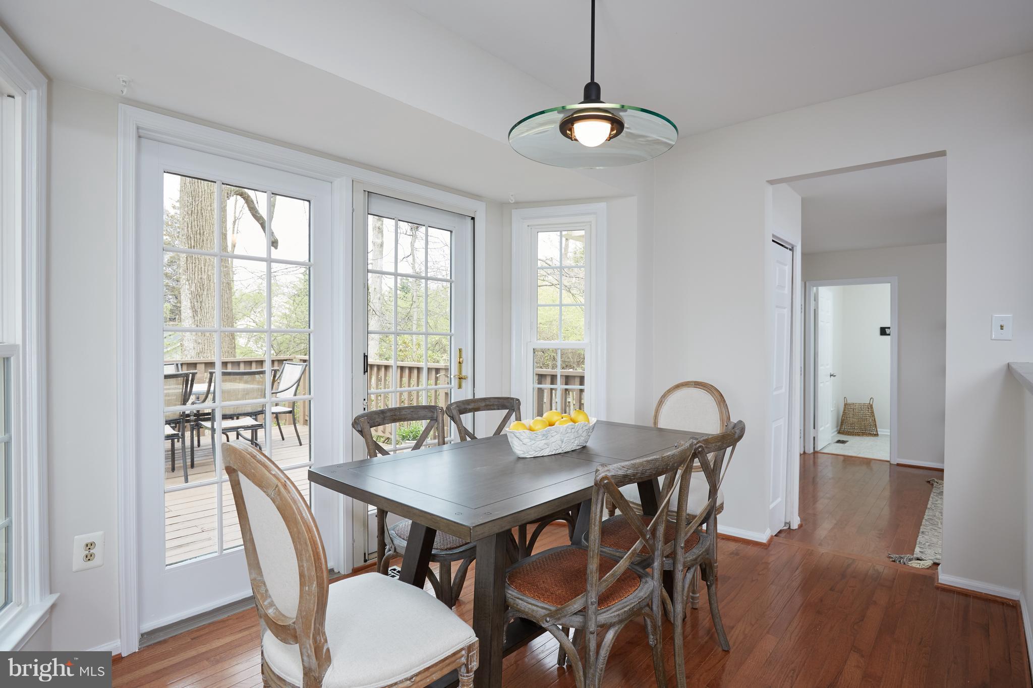 2713 Glencroft Road Vienna, VA 22181 - Photo 11 of 29 Kitchen