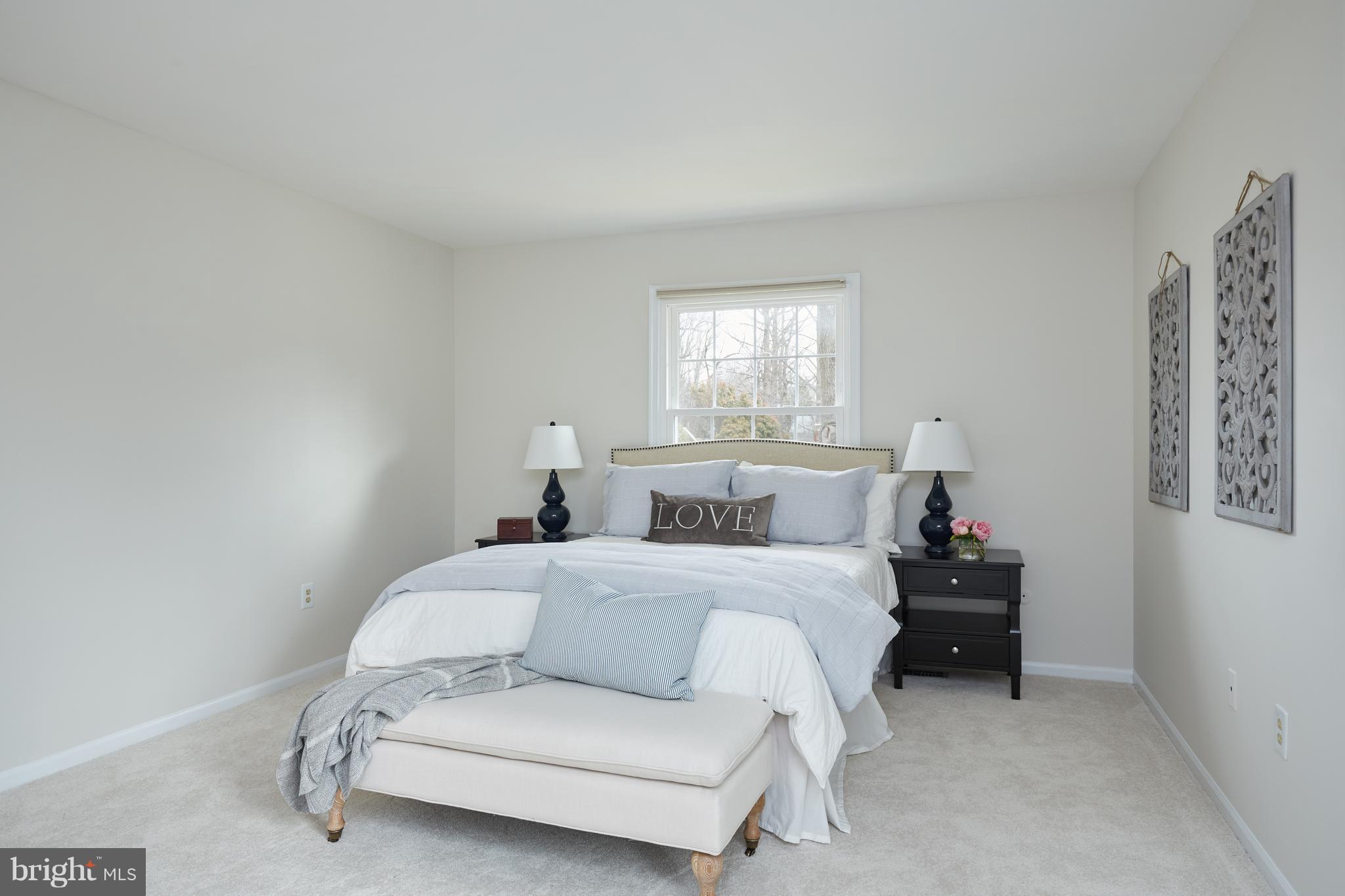 2713 Glencroft Road Vienna, VA 22181 - Photo 17 of 29 Bedroom (Master)