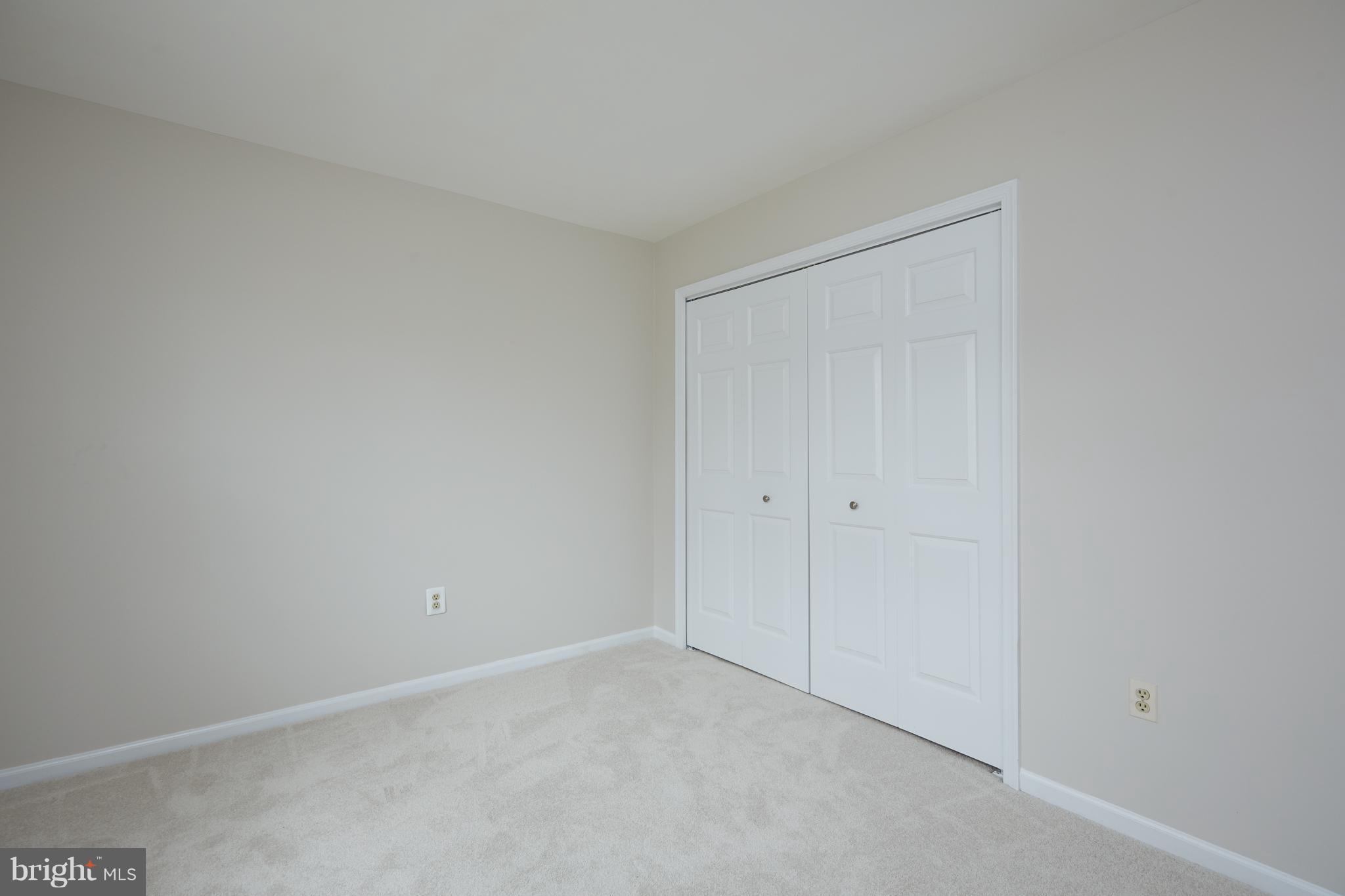 2713 Glencroft Road Vienna, VA 22181 - Photo 21 of 29 Bedroom