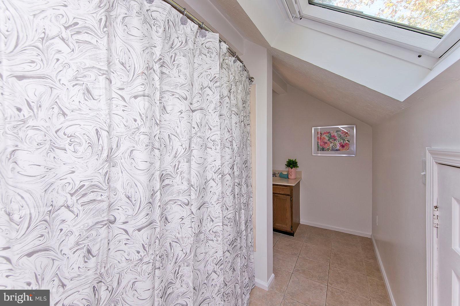 163 Adams Road Winchester, VA 22603 - Photo 11 of 78 Gallery Image 11