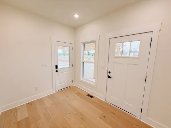 $289,000 | 200 Sawyer Lane, Leoma, TN 38468