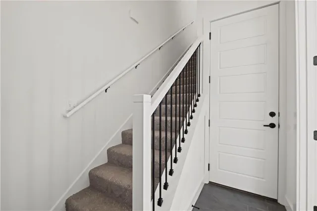 $350,000 | 451 Southwest Longview Boulevard, Lee's Summit, MO 64081