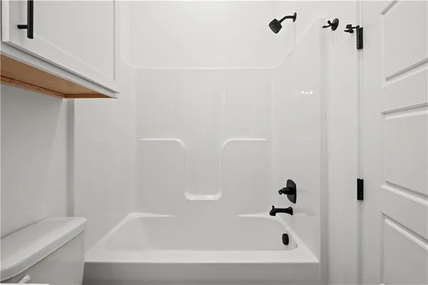 $320,000 | 451 Southwest Longview Boulevard, Lee's Summit, MO 64081