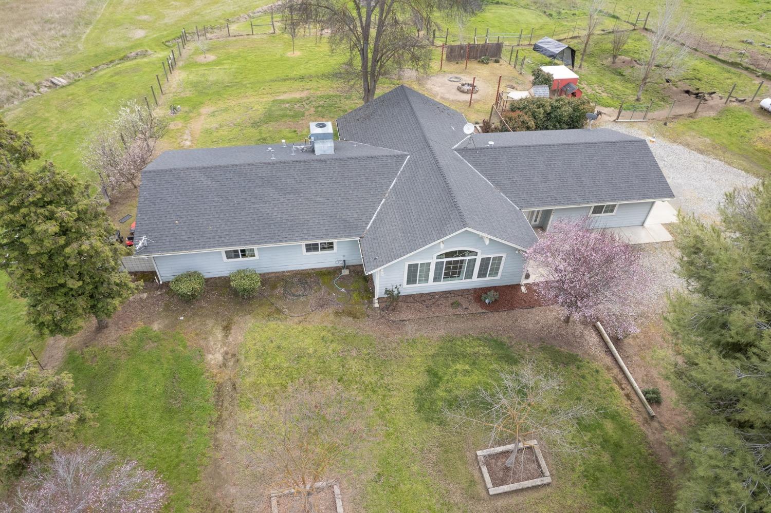32646 Indian Guide Road Squaw Valley, CA 93675 - Photo 26 of 32 Gallery Image 26