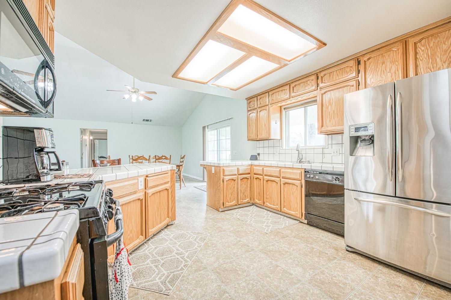 32646 Indian Guide Road Squaw Valley, CA 93675 - Photo 6 of 32 Gallery Image 6