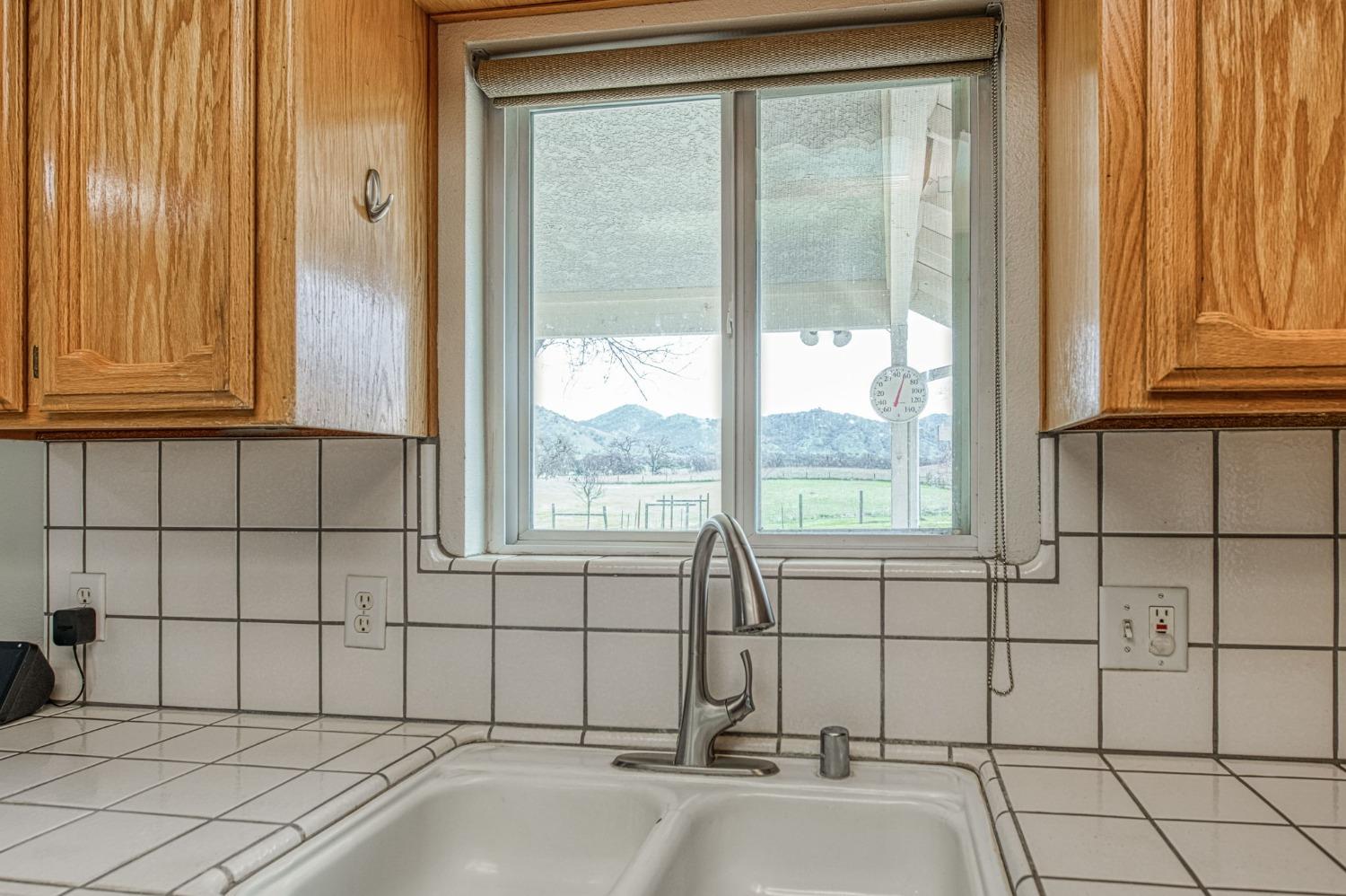 32646 Indian Guide Road Squaw Valley, CA 93675 - Photo 9 of 32 Gallery Image 9