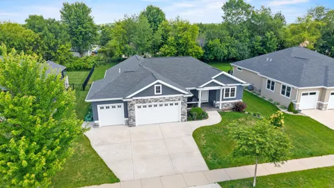 $695,000 | 816 Damascus Trail, Cottage Grove, WI 53527