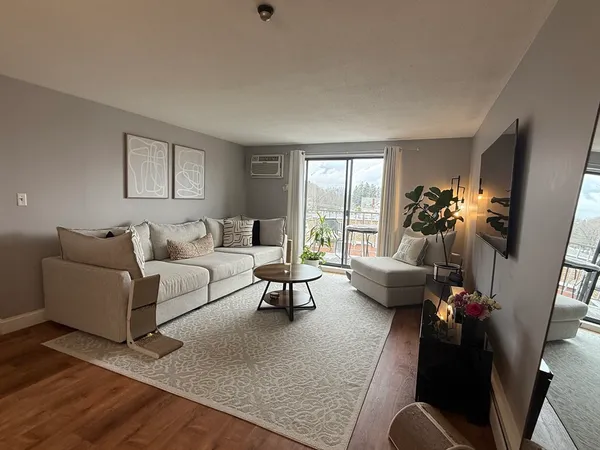 $259,000 | 145 Pleasant Street, Unit A403, Marlborough, MA 01752