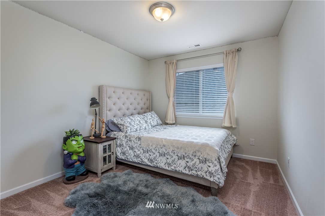 17713 Southeast 189th Street Renton, WA 98058 - Photo 22 of 36 Gallery Image 22