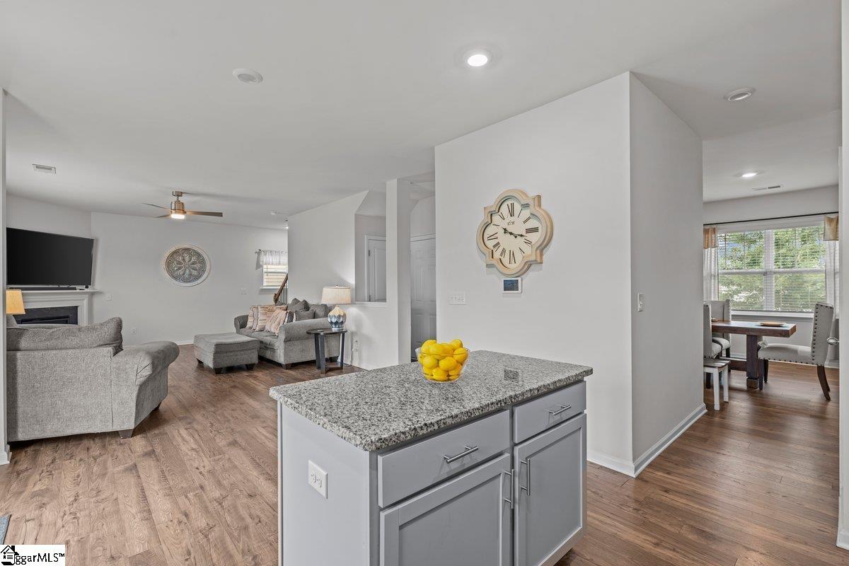 11 Darrowby Way Simpsonville, SC 29680 - Photo 5 of 24