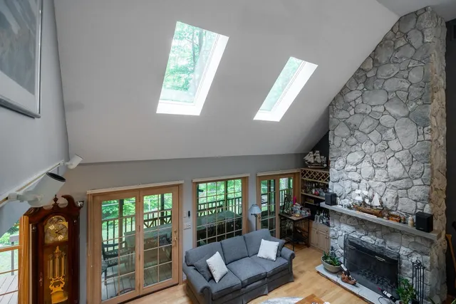 $2,100 | 39 Robertson Drive, Gilford, NH 03249