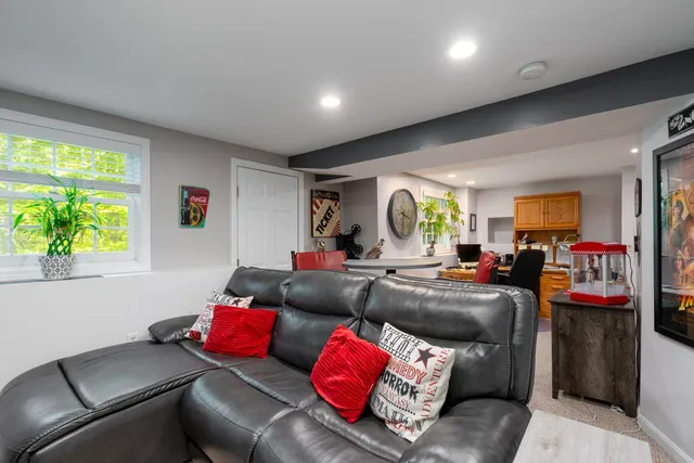 $2,100 | 39 Robertson Drive, Gilford, NH 03249