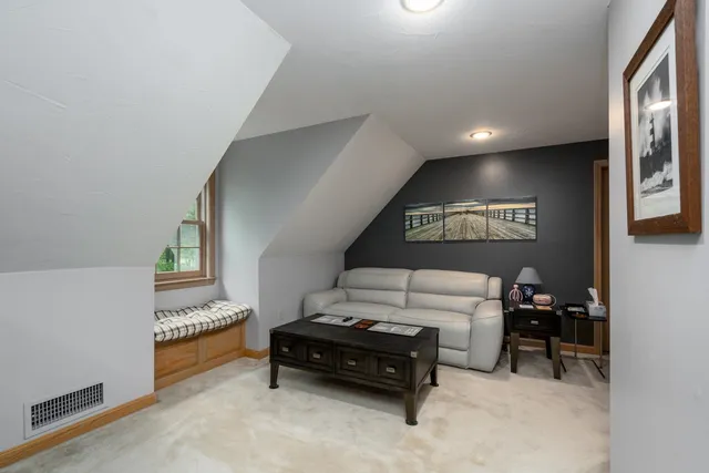 $2,100 | 39 Robertson Drive, Gilford, NH 03249