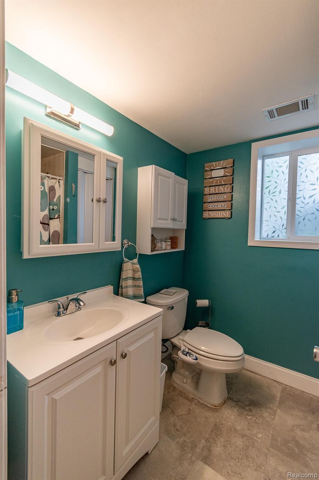 1323 Hunter Road Brighton, MI 48114 - Photo 13 of 28 HardyMediaCompany-4534.jpg
